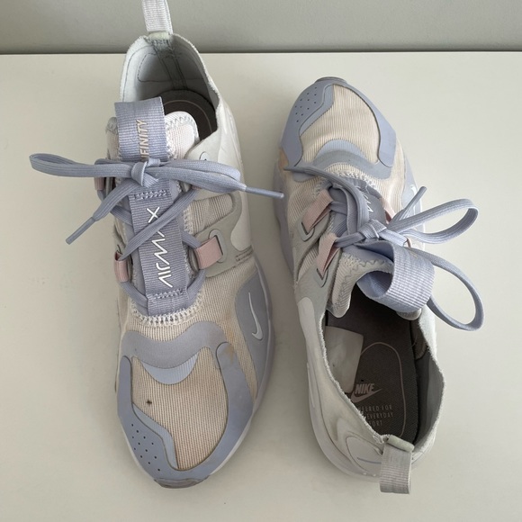 Women's Air Max Infinity - Picture 2 of 7